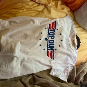 This is a nice top gun shirt that doesn’t fit me any more